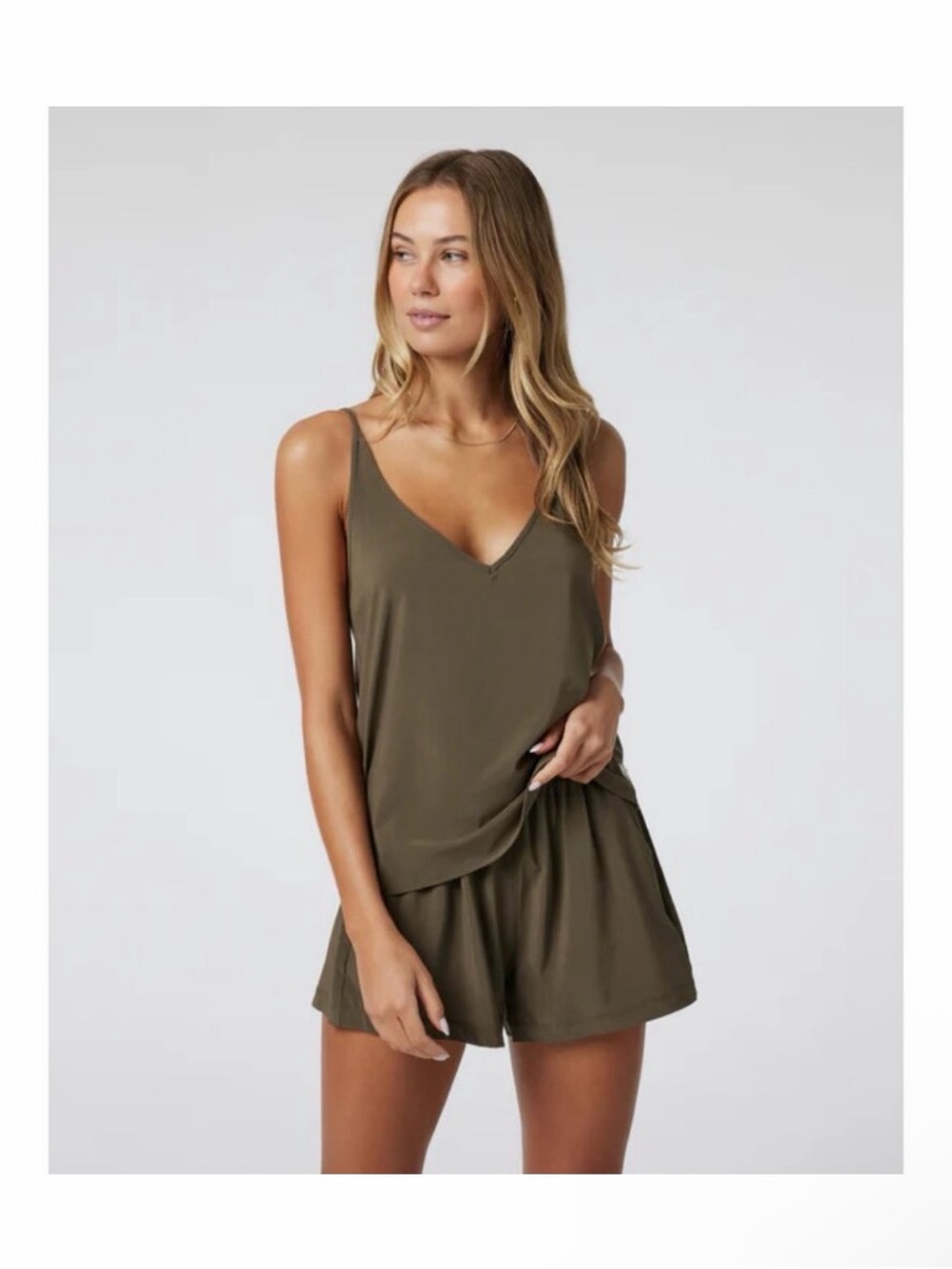 Vuori Villa Women's Tank - Picture 4 of 4